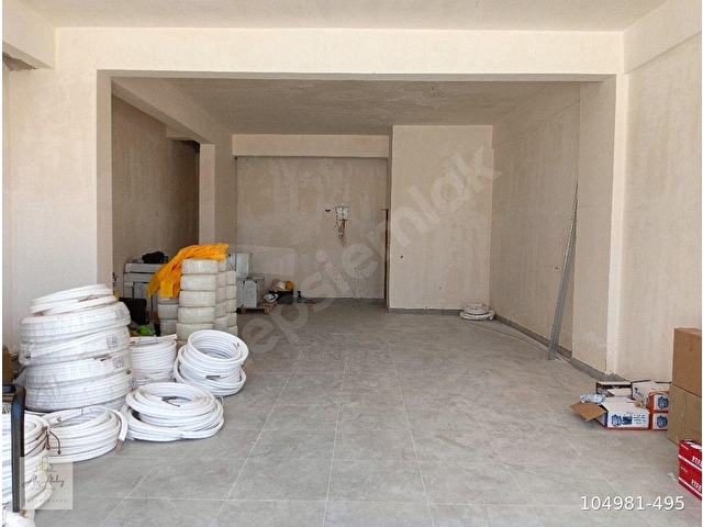 Market, Manav, Şarküteri Vb İçin Geniş Kiralık Dükkan - Görsel 11