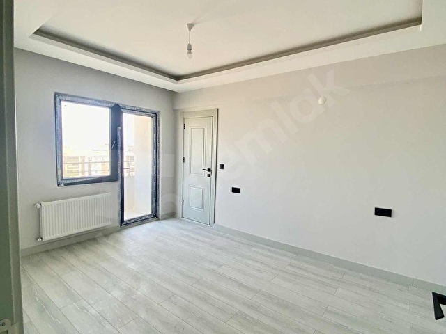 Çanakkale Esenler Mahallesi Site içi Satılık 3+1 Fırsat Daire - Görsel 14