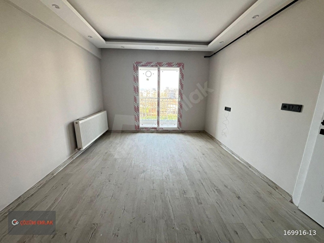 ÇÖZÜM EMLAKTAN MURADİYEDE SIFIR 1+1 ARA KAT KİRALIK DAİRE - Görsel 5