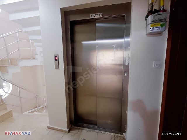 REMAX YAZDAN CADDE ÜSTÜNDE GENİŞ ASANSÖRLÜ SATILIK 1+1 - Görsel 7
