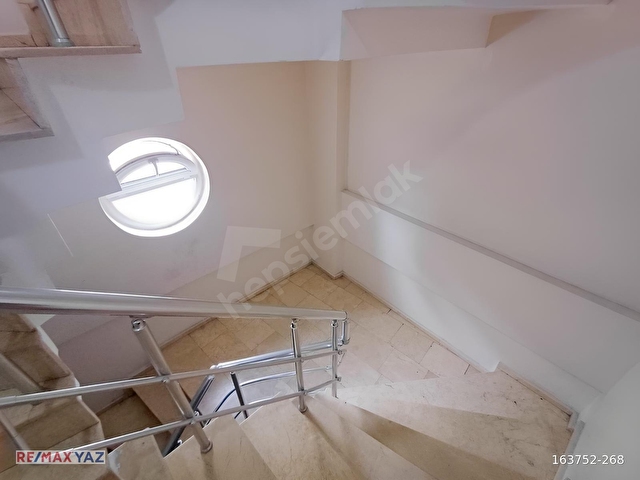 REMAX YAZDAN CADDE ÜSTÜNDE GENİŞ ASANSÖRLÜ SATILIK 1+1 - Görsel 6