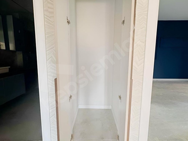 HAYYAPI DELÜXE KUZEY SİTESİNDE SATILIK EBEVEYN BANYOLU 3+1 DAİRE - Görsel 10