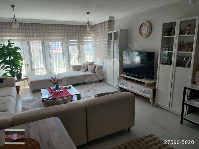 UĞURAYDAN SİTEDE 145M2 GÜNEŞ CEPHELİ 3+1 MERKEZİ LÜKS YAPILI FIRSAT DAİRESİ - Görsel 11
