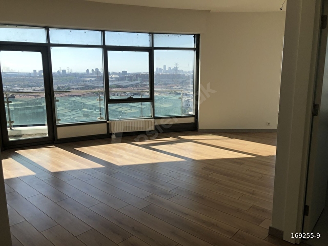 MALL OF İSTANBUL DA KİRALIK 3+1 BOŞ 183 MT GÜNCEL DAİRE