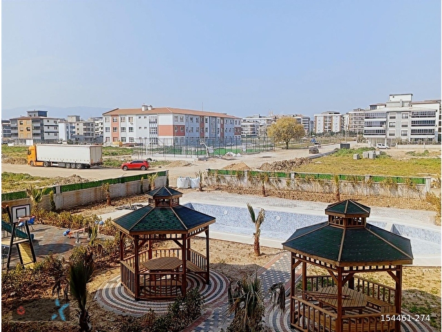 İki bloklu havuzlu sitede 3+1 ara kat muhteşem daire - Görsel 14