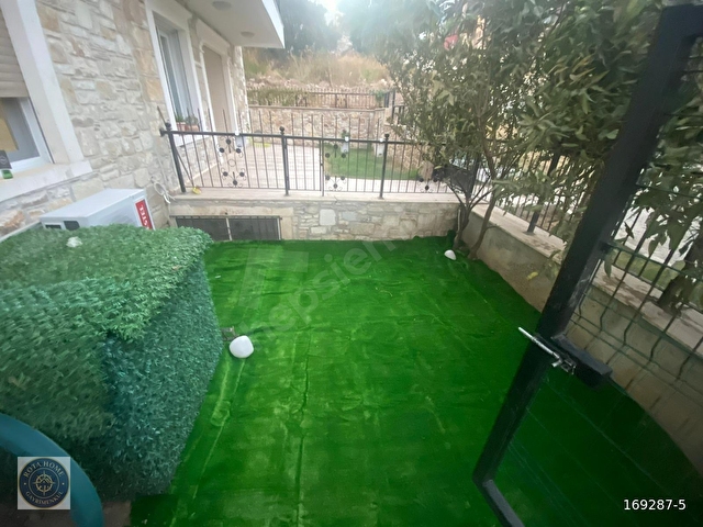 Yenifoça Burunucunda Satılık TAŞ Villa 4 Mevsim Havuz & Full - Görsel 28