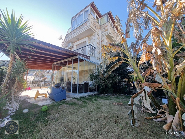 Yenifoça Burunucunda Satılık TAŞ Villa 4 Mevsim Havuz & Full - Görsel 9