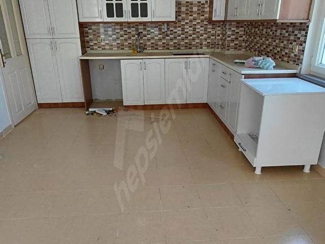 SATILIK DAİRE 3+1 SİTE İÇİ 150 METREKARE 3.KAT BATLAMA GÜLDEMET SİTESİ TEYYAREDÜZÜ MAH 454 EMLAKTAN - Görsel 10