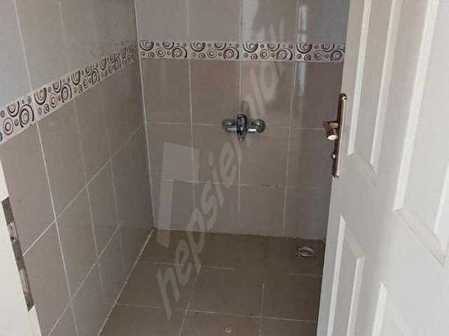 SATILIK DAİRE 3+1 SİTE İÇİ 150 METREKARE 3.KAT BATLAMA GÜLDEMET SİTESİ TEYYAREDÜZÜ MAH 454 EMLAKTAN - Görsel 14