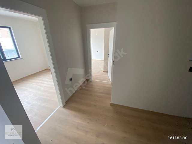 BULVAR LOFTTAN CUMHURİYET MAH. ANA CADDEDE KİRALIK 2+1 DAİRE - Görsel 8