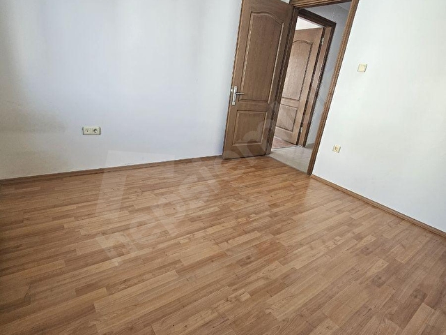 Karşıyaka Dedebaşı Mah. Odaları Aydınlık Ferah 3+1 Kiralık Daire - Görsel 11