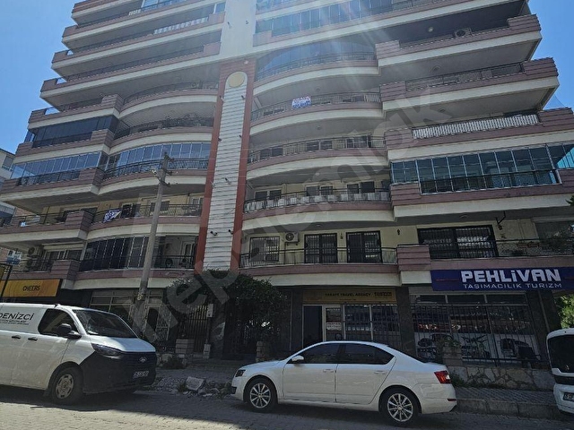 Karşıyaka Dedebaşı Mah. Odaları Aydınlık Ferah 3+1 Kiralık Daire - Görsel 3