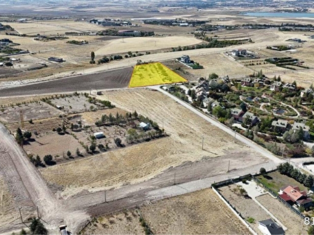 BAHÇELİEVLER MÜKEMMEL KONUM TEK TAPU 6270M2 VİLLA PARSEL