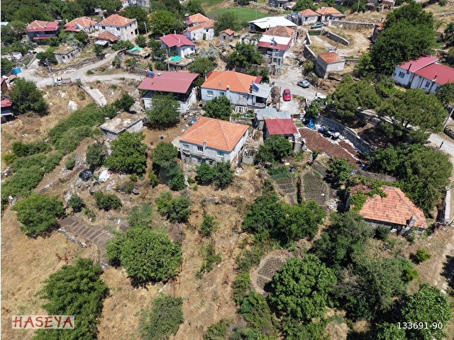 AYDIN SÖKE ÇAVDAR KÖYÜNDE SATILIK 2 KATLI MÜSTAKİL 880 M2 BAHÇELİ TAŞ KÖY EVİ - Görsel 3