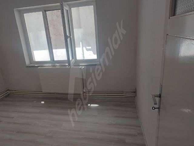 ali hikmet paşa mah 2+0 kiralık daire uygun fiyata temiz - Görsel 6
