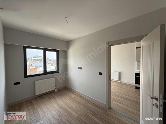 İzka North Projesinde Oturuma Hazır Satılık 1+1 Daire - Görsel 23