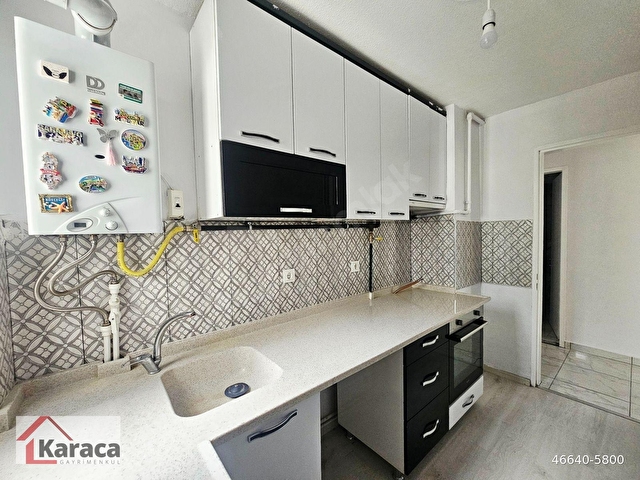Karacadan Eryaman Camlı Klima Blk.Yapılı, Temiz 2+1 Boş Kiralık - Görsel 12