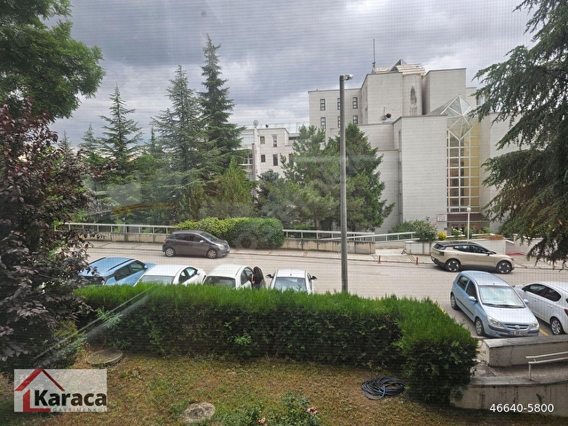 Karacadan Eryaman Camlı Klima Blk.Yapılı, Temiz 2+1 Boş Kiralık - Görsel 18