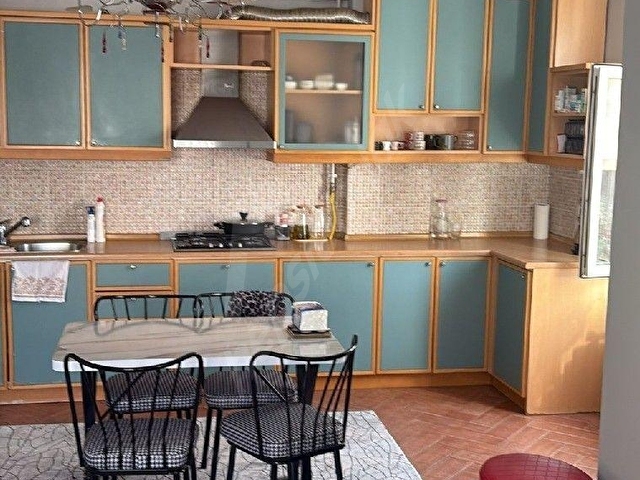 CEYLAN GR. GMDEN BAHÇELİEVLER DE 3+1 135 M2 EŞYALI KİRALIK DAİRE - Görsel 2