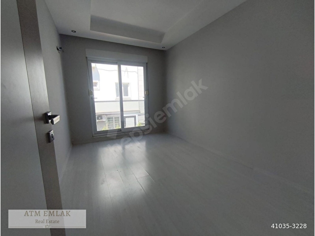 Güzeloba Mahallesi 1+1 Eşyasız Kiralık Daire - Görsel 8