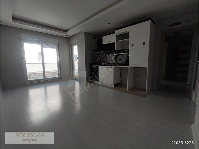 Güzeloba Mahallesi 1+1 Eşyasız Kiralık Daire - Görsel 2