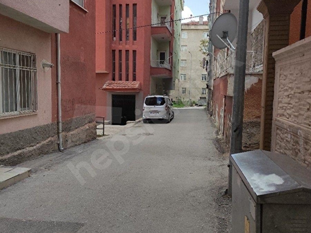NİĞDE MERKEZ YUKARIKAYABAŞI MAHALLESİNDE SATILIK DAİRE - Görsel 24