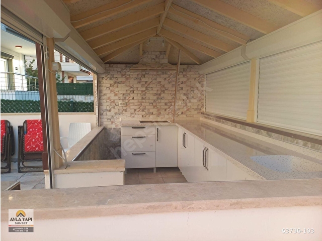 Akbükte Deniz ve Doğa Manzaralı Müstakil Villa - Görsel 30