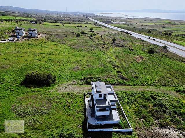 ÇANAKKALE BOĞAZ KÖPRÜSÜNE 18 km MESAFEDE DENİZ MANZARALI VİLLA - Görsel 3