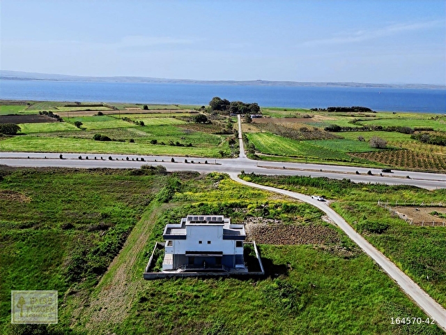 ÇANAKKALE BOĞAZ KÖPRÜSÜNE 18 km MESAFEDE DENİZ MANZARALI VİLLA - Görsel 5