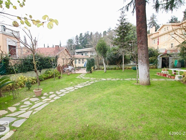 ARNAVUTKÖY PRESTİJLİ SOKAKTA BAHÇELİ OTOPARKLI 4+1DAİRE - Görsel 2