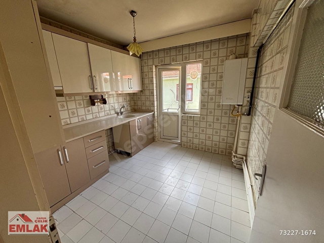 ETLİK SEHİR HASTANESINE YAKIN CADDE ÜZERINDE 3+1 KIRALIK DAİRE - Görsel 5