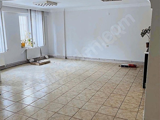 ÇARŞI MERKEZDE İKİ EYLÜL İŞ MERKEZİNDE ARA KAT KİRALIK BÜRO - Görsel 2