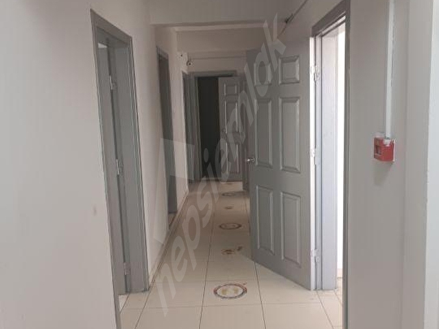 Arnavutköy Hadımköy merkezde kiralık 4 katlı bina - Görsel 12