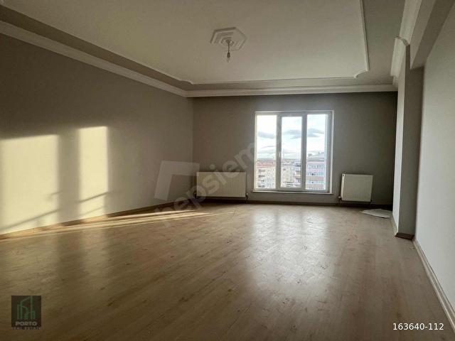PORTO EMLAK - ÇERKEZKÖYDE ÖZTRAK CADDESİNDE 3+1 SATILIK DAİRE! - Görsel 3