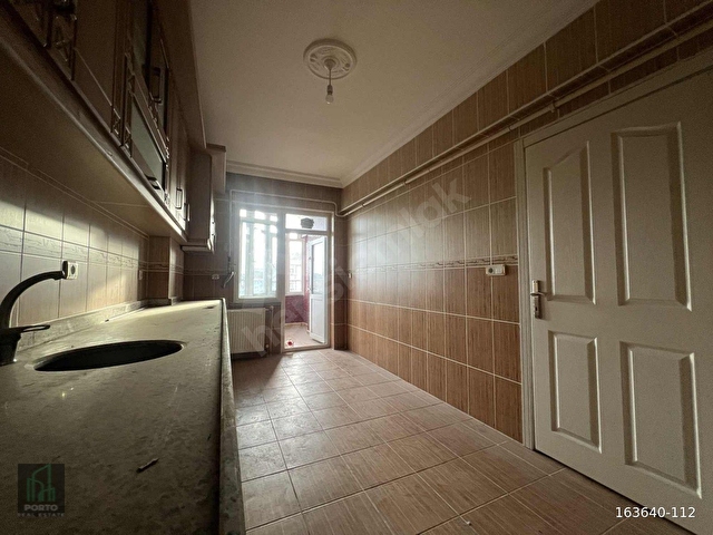 PORTO EMLAK - ÇERKEZKÖYDE ÖZTRAK CADDESİNDE 3+1 SATILIK DAİRE! - Görsel 10
