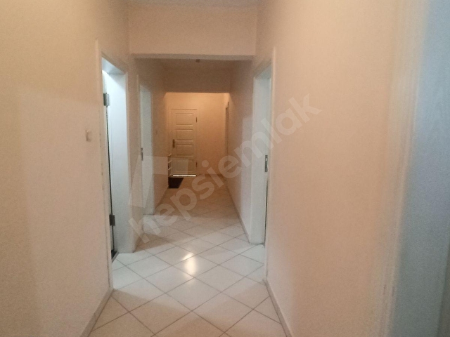 KAÇMAZ 3+1 GENİŞ METRE KARE KİLER ODASI AYRI MUTFAK FIRSAT DAİRE - Görsel 16
