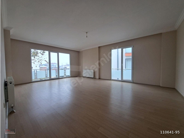 Trio Sitesinde Kiralık Üst Kat Daire - Görsel 10