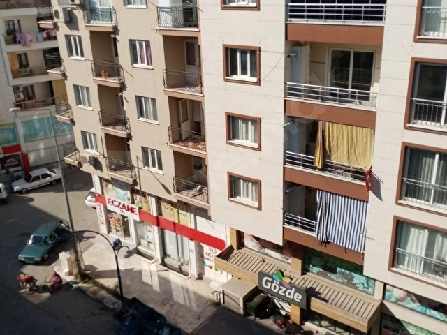 Akdeniz Emlaktan Satılık  Yunus Emre Muradiye Mah 4+1 180 m2  Asansörlü Dubleks