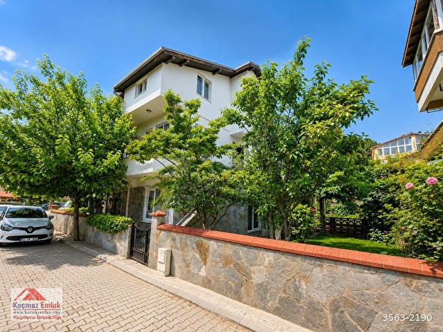 Kefken Kovanağzında Denize 70 mt 3 Katlı Müstakil | Takasa Açık - Görsel 4