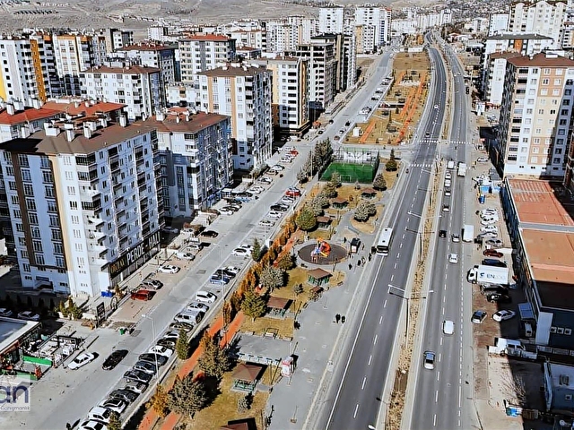 SEYHAN - ERKİLET BULVARI ANA CADDE ÜZERİ -SATILIK 558 M² DÜKKAN - Görsel 4