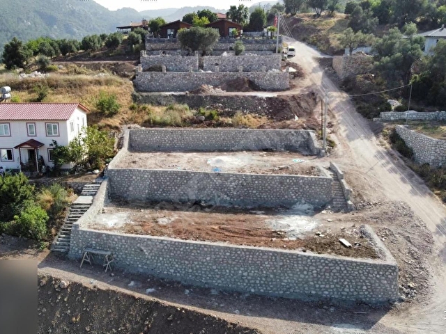 BEY ARSADAN ANAYOLA SIFIR İMARLI MASRAFSIZ MANZARALI FIRSAT ARSA - Görsel 3