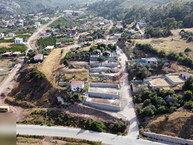 BEY ARSADAN ANAYOLA SIFIR İMARLI MASRAFSIZ MANZARALI FIRSAT ARSA - Görsel 9