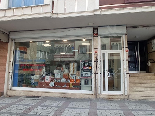BAĞCILAR MERKEZ DE SATILIK 150 M2 İŞYERİ, 2 KATLI - Görsel 3