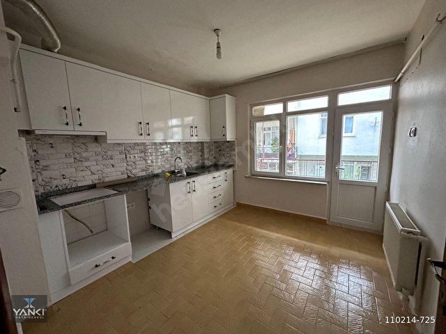 TEKİRDAĞ SÜLEYMANPAŞA ÇİFTLİKÖNÜ MAHALLESİNDE KİRALIK 2+1 DAİRE – MERKEZİ KONUMDA