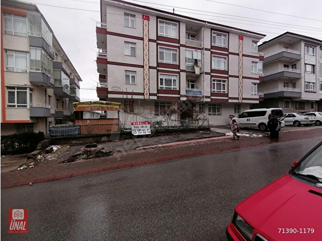 PINARBAŞI MAHALLESİ 3+1 ÜST KATTA MANZARALI DAİRE - Görsel 4