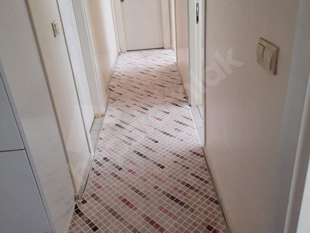 KARACAAHMET MERKEZDE FULL EŞYALI 2+1 DAİRE - Görsel 5
