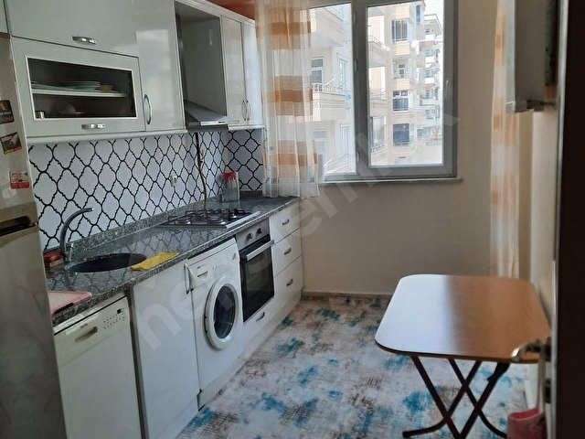 KARACAAHMET MERKEZDE FULL EŞYALI 2+1 DAİRE - Görsel 20