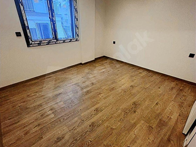 ÜÇYOL METROYA ÇOK YAKIN KONUMDA SIFIR LÜKS DAİRE - Görsel 8