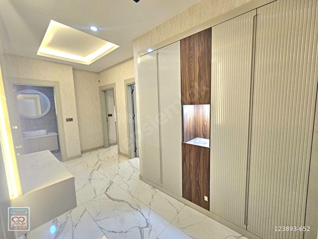ÖZDEDEDEN SATILIK ŞEFİKCANDA 4+1 LÜKS KONSEPT ARA KAT DAİRE - Görsel 3