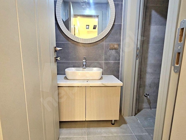 ÖZDEDEDEN SATILIK ŞEFİKCANDA 4+1 LÜKS KONSEPT ARA KAT DAİRE - Görsel 6